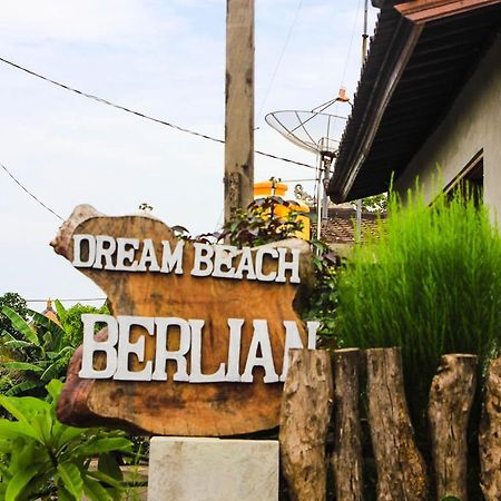 Dream Beach Berlian 蓝梦岛 外观 照片